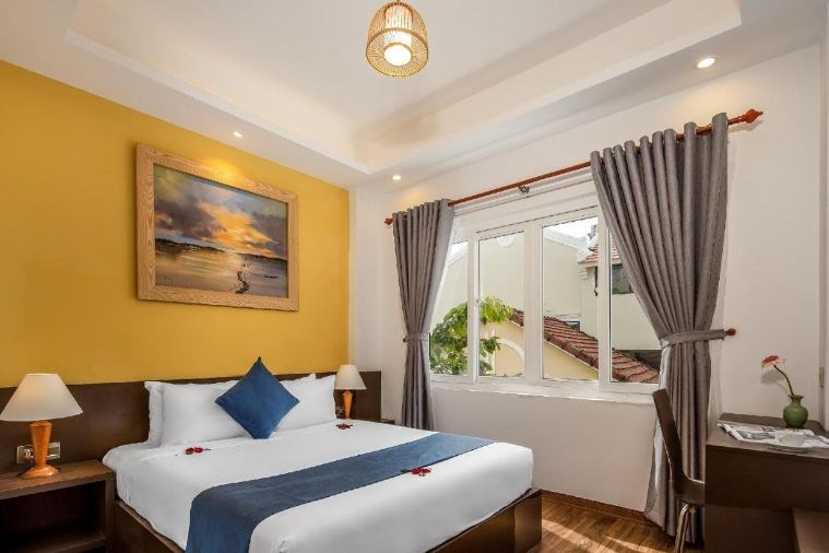 Triple Riverside Villa Hội An